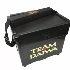 Daiwa Seat Box Medium & FOC Padded Strap
