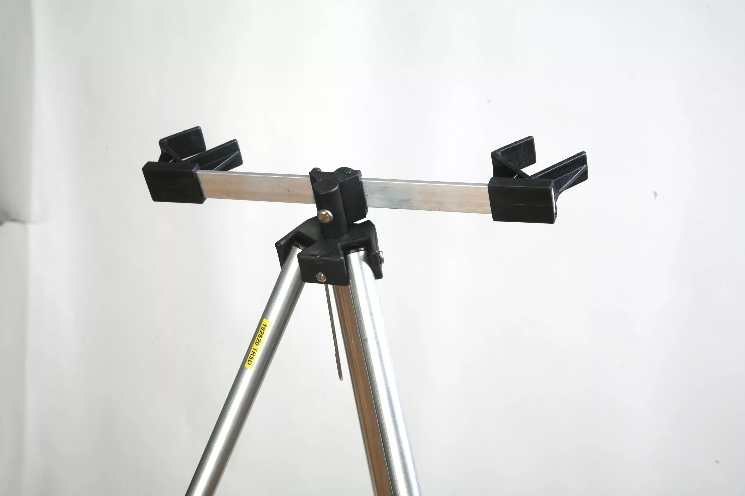 Ian Golds Standard Tripod 5ft 4 Ian Golds Standard Tripod 5ft - Image 2