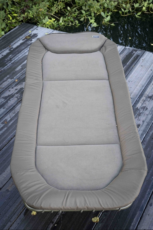 Avid Carp Benchmark Lite Memory Foam Bed 4 Avid Carp Benchmark Lite Memory Foam Bed - Image 2