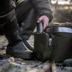 Daiwa Black Widow Large Cool Bait Bag 20 Daiwa Black Widow Large Cool Bait Bag -Game Fishing Shop 3gnggpli638151636150119675