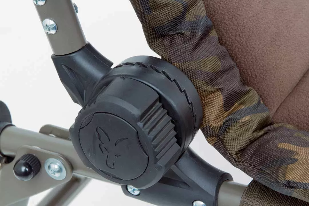 Fox R-Series Camo Chairs 10 Fox R-Series Camo Chairs - Image 8