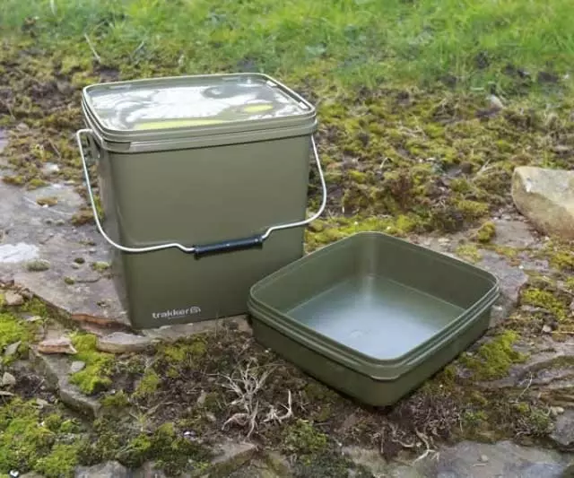 Trakker Olive Square Container 13lt Plus Tray 4 Trakker Olive Square Container 13lt Plus Tray - Image 2