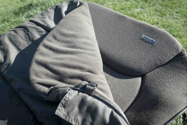 Avid Carp Benchmark Lite Memory Foam Bed 5 Avid Carp Benchmark Lite Memory Foam Bed - Image 3