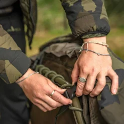 Avid Carp Ripstop Camo Bedchar Cover -Game Fishing Shop or4s4b14637981508110880823