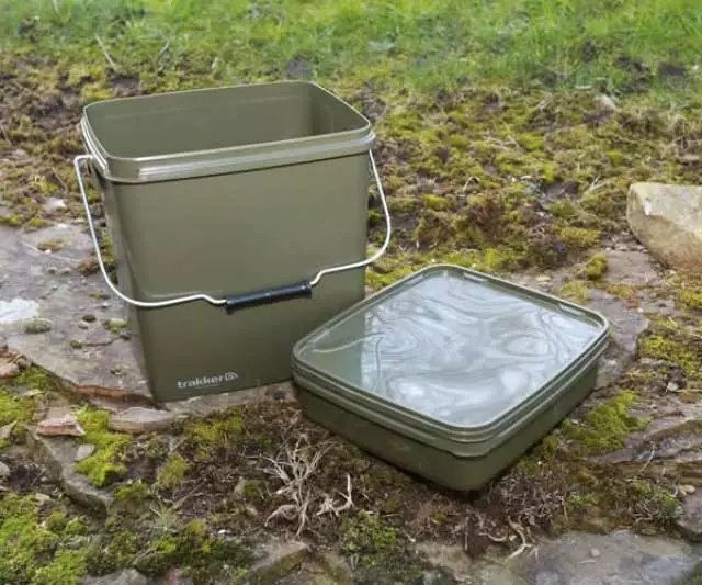 Trakker Olive Square Container 13lt Plus Tray 5 Trakker Olive Square Container 13lt Plus Tray - Image 3
