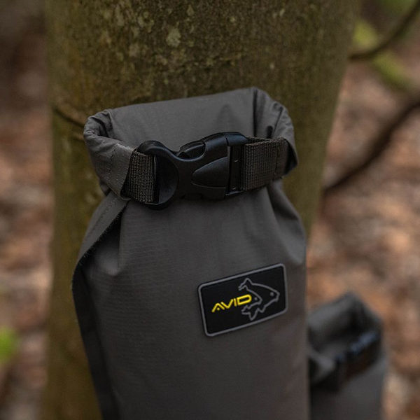 Avid Carp Net & Sling Stink Bags 4 Avid Carp Net & Sling Stink Bags - Image 2