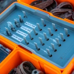 Guru Fusion Feeder Box 43 Guru Fusion Feeder Box -Game Fishing Shop xsq0031i638040231913736845