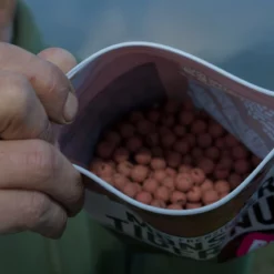 Dynamite Baits Monster Tiger Nut Red-Amo Boilies 1kg -Game Fishing Shop yzvgwley637951107478867113